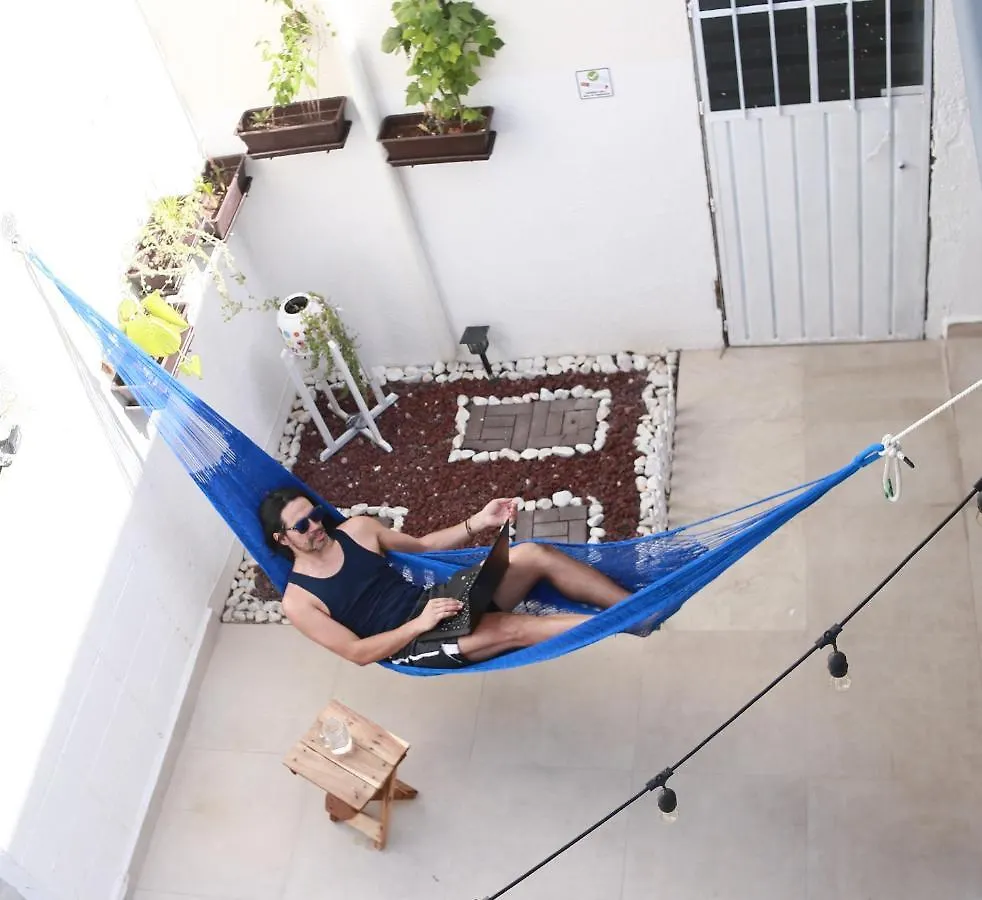 Cuarto Privado, Gran Wi-Fi, Jacuzzi Rooftop, Ac Cancún 0*,  Mexico